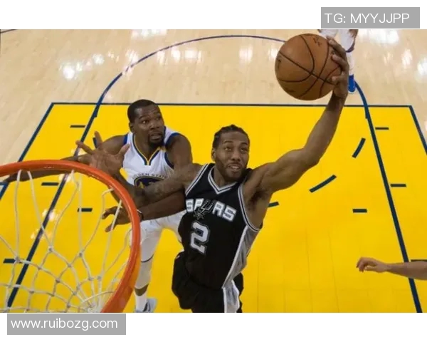 勇士与马刺的激烈对决分析及赛季前景展望